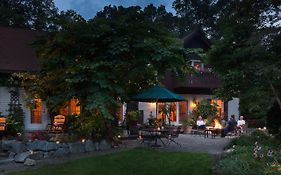 Swiss Woods Bed And Breakfast Lititz Pa